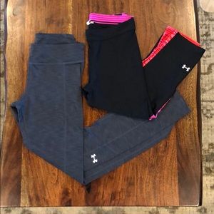 Set of TWO Under Armour workout leggings!